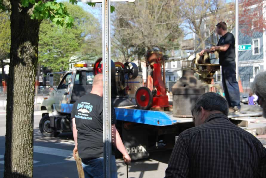 an engine moving day